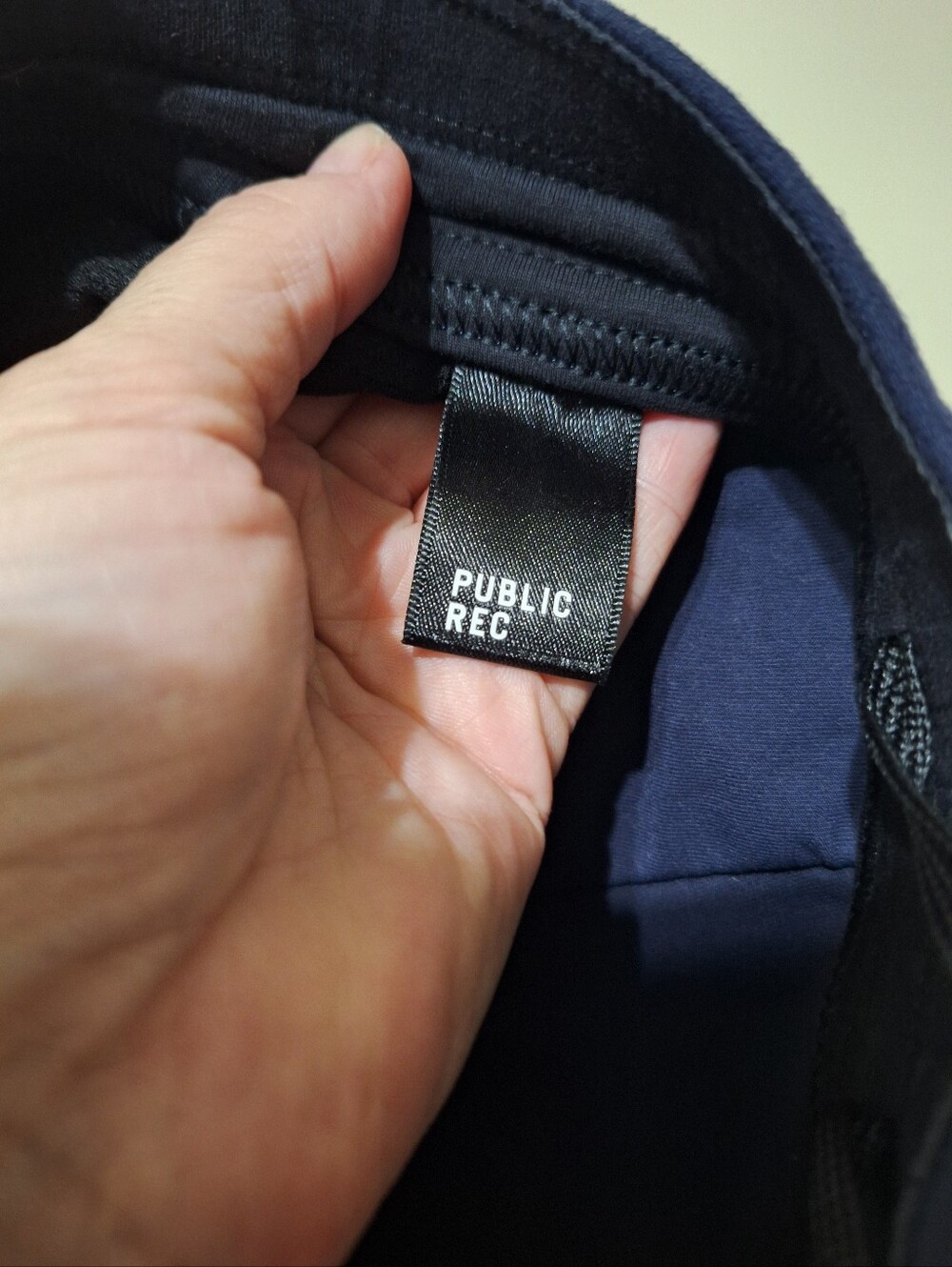Public Rec Mens All Day Every Day Jogger Pants Navy 30x30 Stretch Travel Gym - Picture 9 of 10
